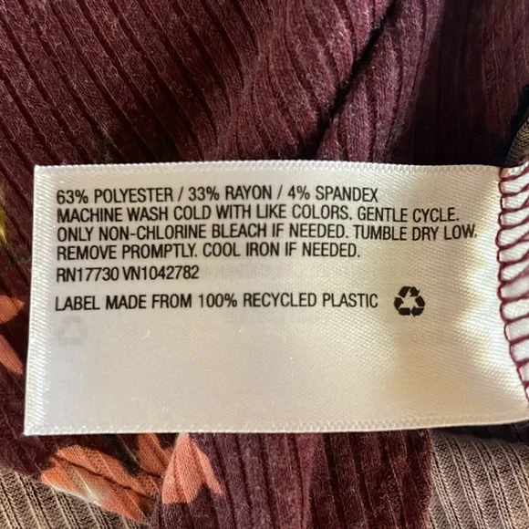 Wild Fable Purple Floral Ribbed Bodysuit Snap Closure Short Sleeve Juniors M - Picture 3 of 14